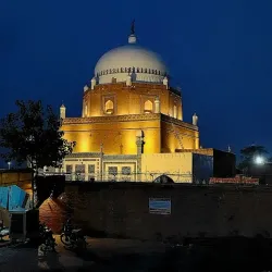 Shrine of Bahauddin Zakariya (Nearby Multan) - Khanewal