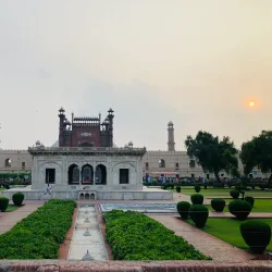Hazuri Bagh - Lahore