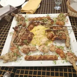 Local Cuisine Spots - Mandi Bahauddin