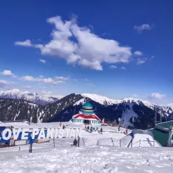 Pir Chinasi Chairlift - Muzaffarabad