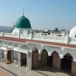 Historic Mosques - Idna