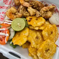 Local Seafood Restaurants - Puerto Armuelles