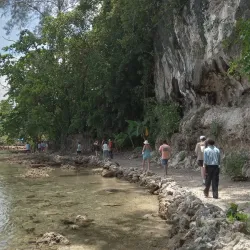 Local Village Tours - Amau