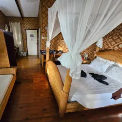 Tufi Dive Resort (nearby) - Popondetta