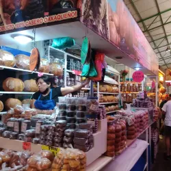 Local Artisan Market - Bella Vista