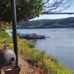 Hito Tres Fronteras - Ciudad del Este