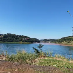 Hito Tres Fronteras - Ciudad del Este