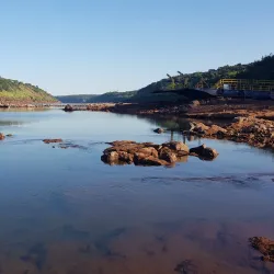 Hito Tres Fronteras - Ciudad del Este