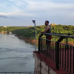 Hito Tres Fronteras - Ciudad del Este