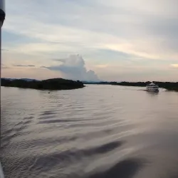 Río Paraguay Riverside - Limpio