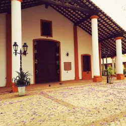 Plaza Central de San Pedro de Ycuamandiyú - San Pedro de Ycuamandiyú