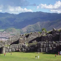 Sacsayhuamán - Cusco
