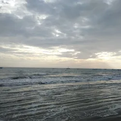 La Esmeralda Beach - Piura