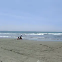 La Esmeralda Beach - Piura