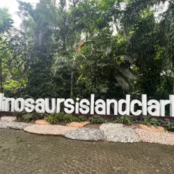 Dinosaurs Island - Angeles