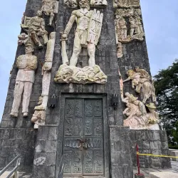 Mount Samat National Shrine (Dambana ng Kagitingan) - Bataan