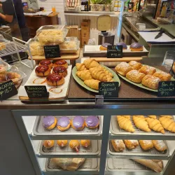 Bonifacio High Street - Bonifacio Global City