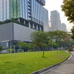 Track 30th - Bonifacio Global City