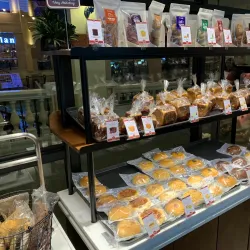 Venice Grand Canal Mall - Bonifacio Global City