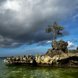 Willy's Rock - Boracay