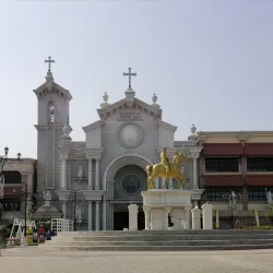 Cabanatuan City Plaza - Cabanatuan