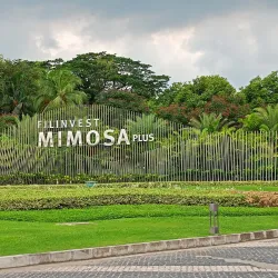 Clark Freeport Zone Golf Course - Clark Freeport