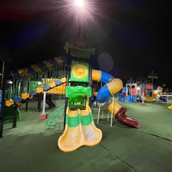 Dasmariñas Riverwalk - Dasmarinas