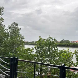 Iloilo River Esplanade - Iloilo