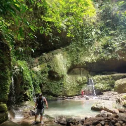 Mataas Na Lupa Falls - Lipa