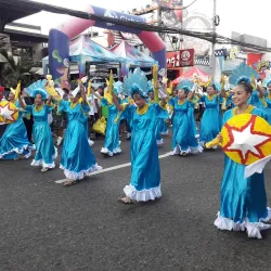 Plaza Quince Martires - Naga