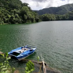 Twin Lakes, Negros Occidental - Negros