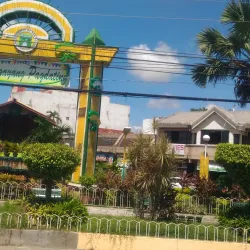 San Mateo Town Plaza - San Mateo