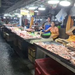 San Pedro Public Market - San Pedro