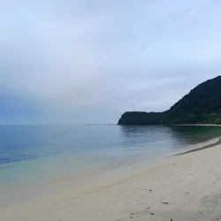 Anguib Beach - Santa Ana