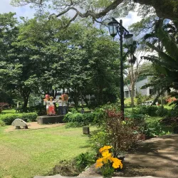 Local Handicraft Workshops - Santa Cruz