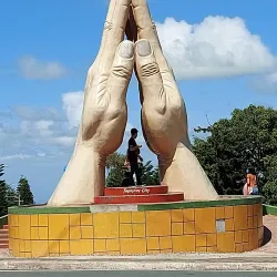 Sky Ranch Tagaytay - Tagaytay