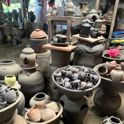 Pagburnayan Jar Factory - Vigan