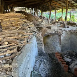 Pagburnayan Jar Factory - Vigan