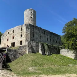 Zamek Lipowiec (Lipowiec Castle) - Chrzanow