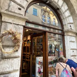 Local Artisan Shops - Zduny