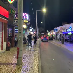Albufeira Strip (Avenida Sá Carneiro) - Albufeira