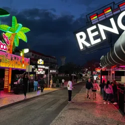 Albufeira Strip (Avenida Sá Carneiro) - Albufeira
