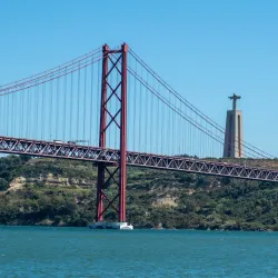 25 de Abril Bridge - Almada