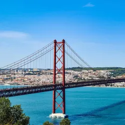 25 de Abril Bridge - Almada