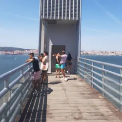 Ponte 25 de Abril Viewpoint (Miradouro da Boca do Vento) - Almada