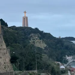 Ponte 25 de Abril Viewpoint (Miradouro da Boca do Vento) - Almada