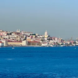 Ponte 25 de Abril Viewpoint (Miradouro da Boca do Vento) - Almada