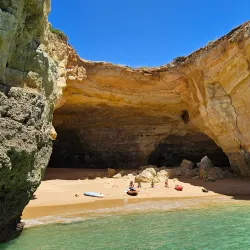 Benagil Cave (Algar de Benagil) - Carvoiero