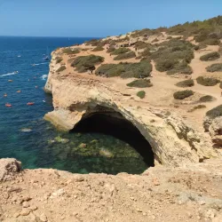 Benagil Cave (Algar de Benagil) - Carvoiero