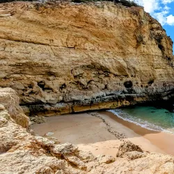 Vale Centeanes Beach (Praia do Vale Centeanes) - Carvoiero